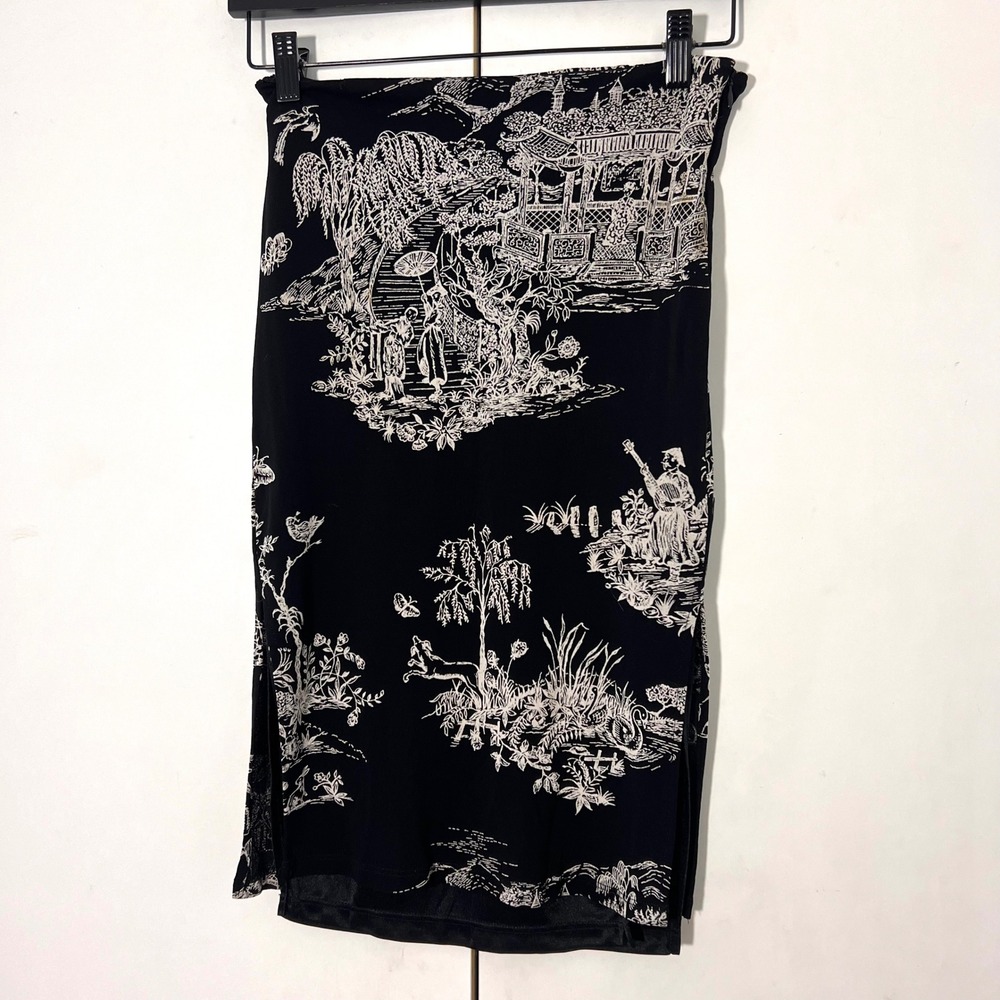 VTG Guess Collection Skirt Size 4 Black Asian Toile Print Side Slit Tattoo Y2k